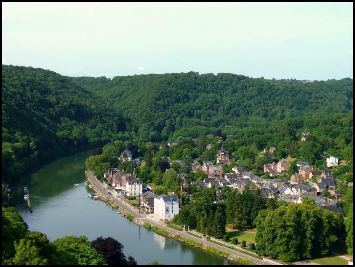Een Thuis In De Condroz Waulsort Extérieur photo