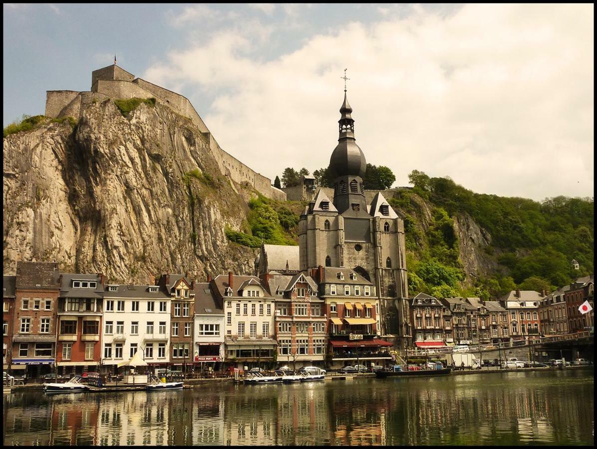 Een Thuis In De Condroz Waulsort Extérieur photo